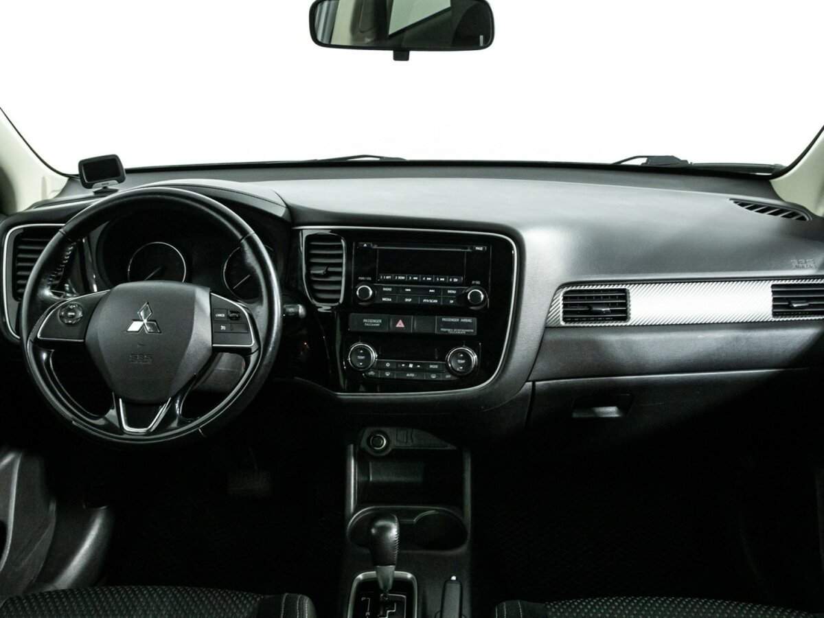 Mitsubishi Outlander, 2016 Фото №13