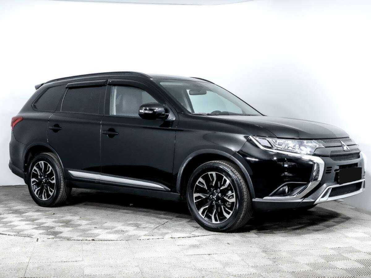 Mitsubishi Outlander, 2022 Фото №3