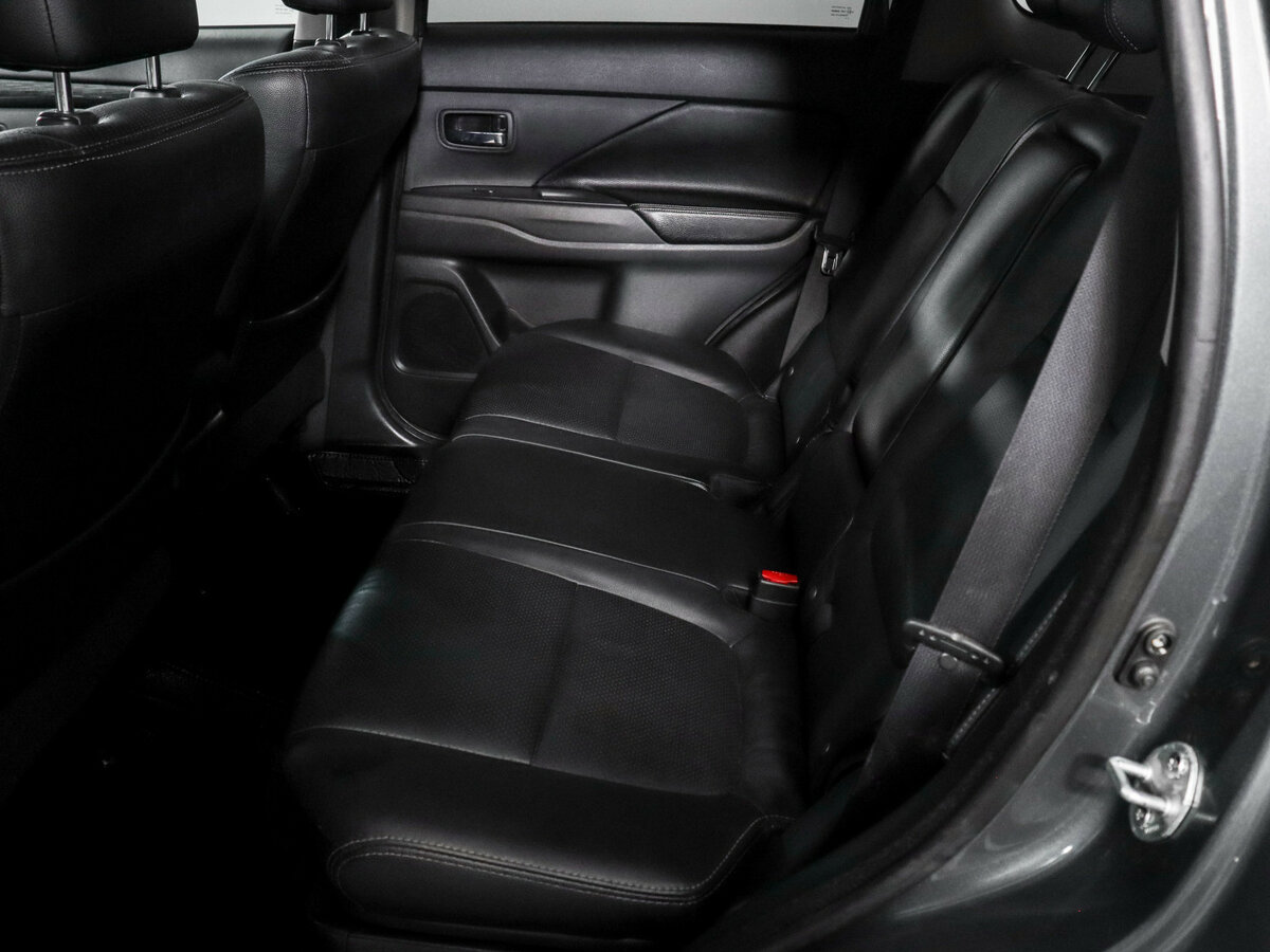 Mitsubishi Outlander III Рестайлинг 2, 2018 Фото №7