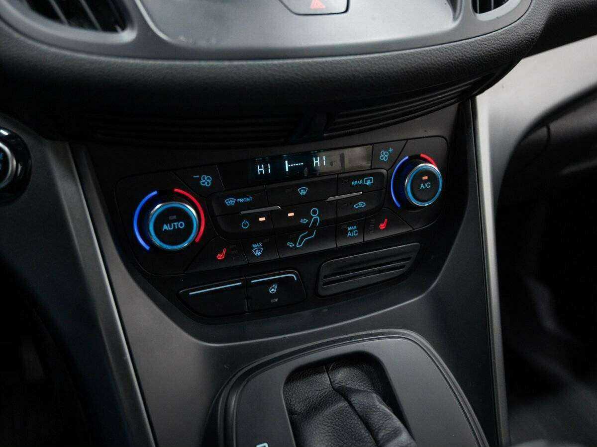 Ford Kuga, 2017 Фото №23