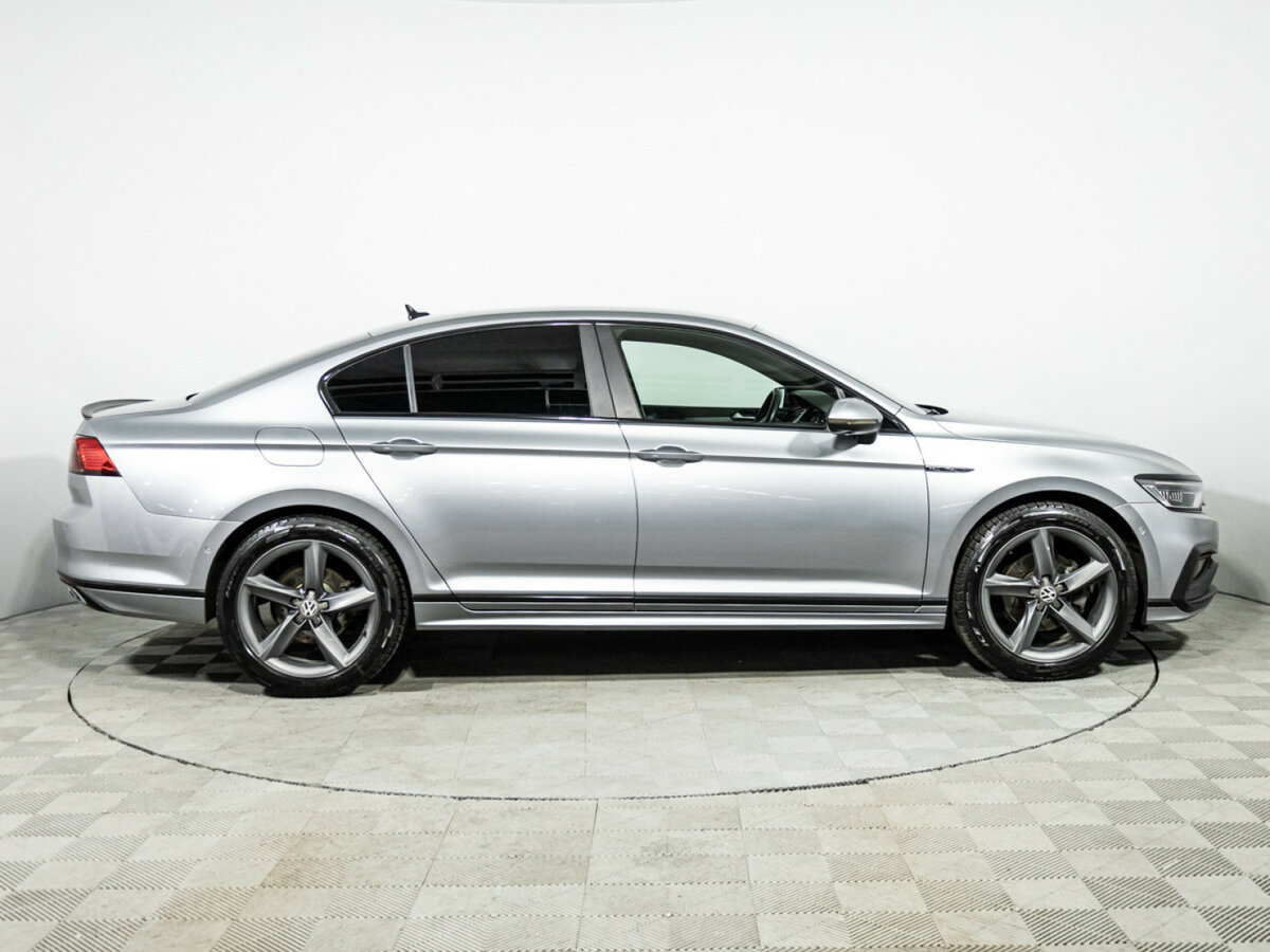 Volkswagen Passat B8 Рестайлинг, 2021 Фото №4