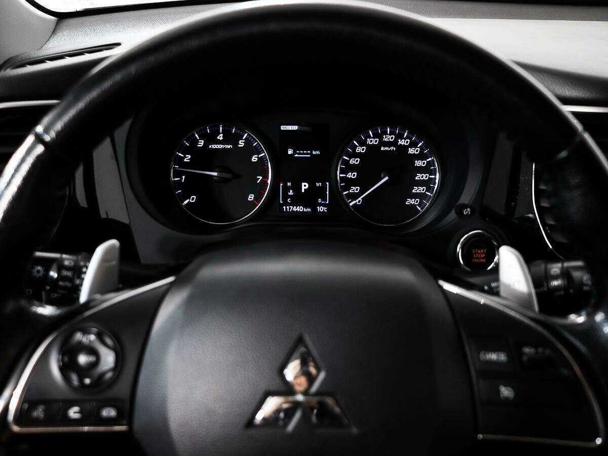 Mitsubishi Outlander, 2016 Фото №18