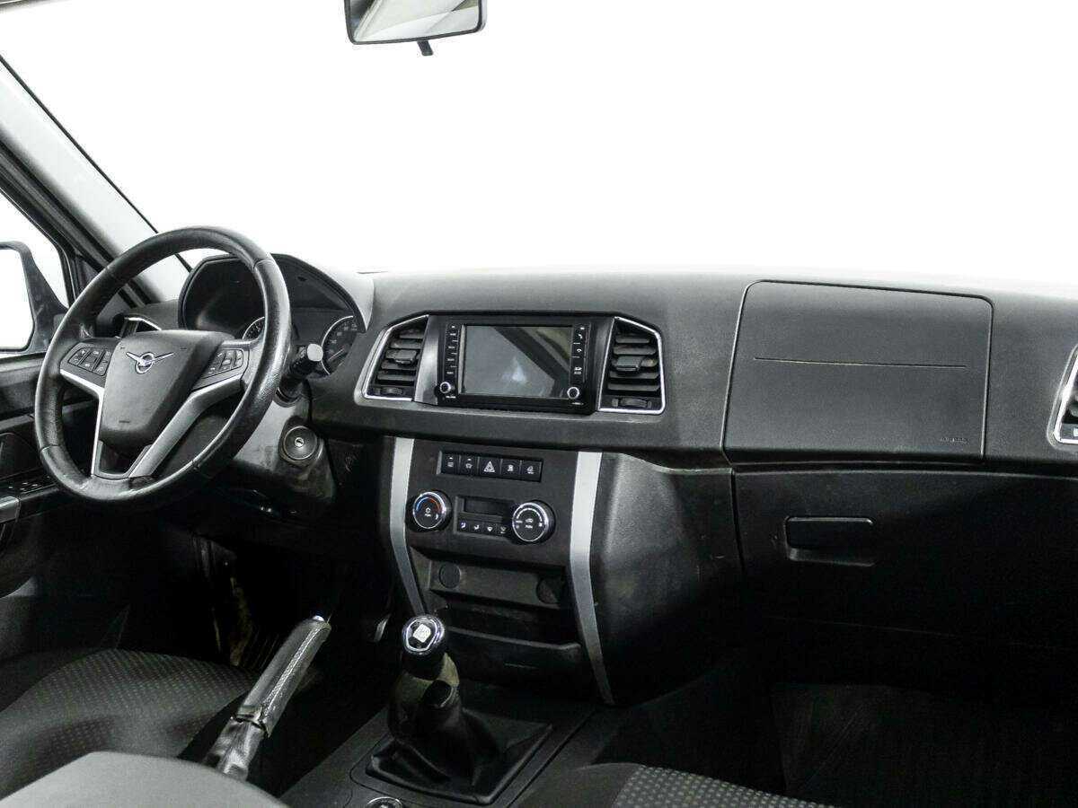 УАЗ Patriot, 2018 Фото №9