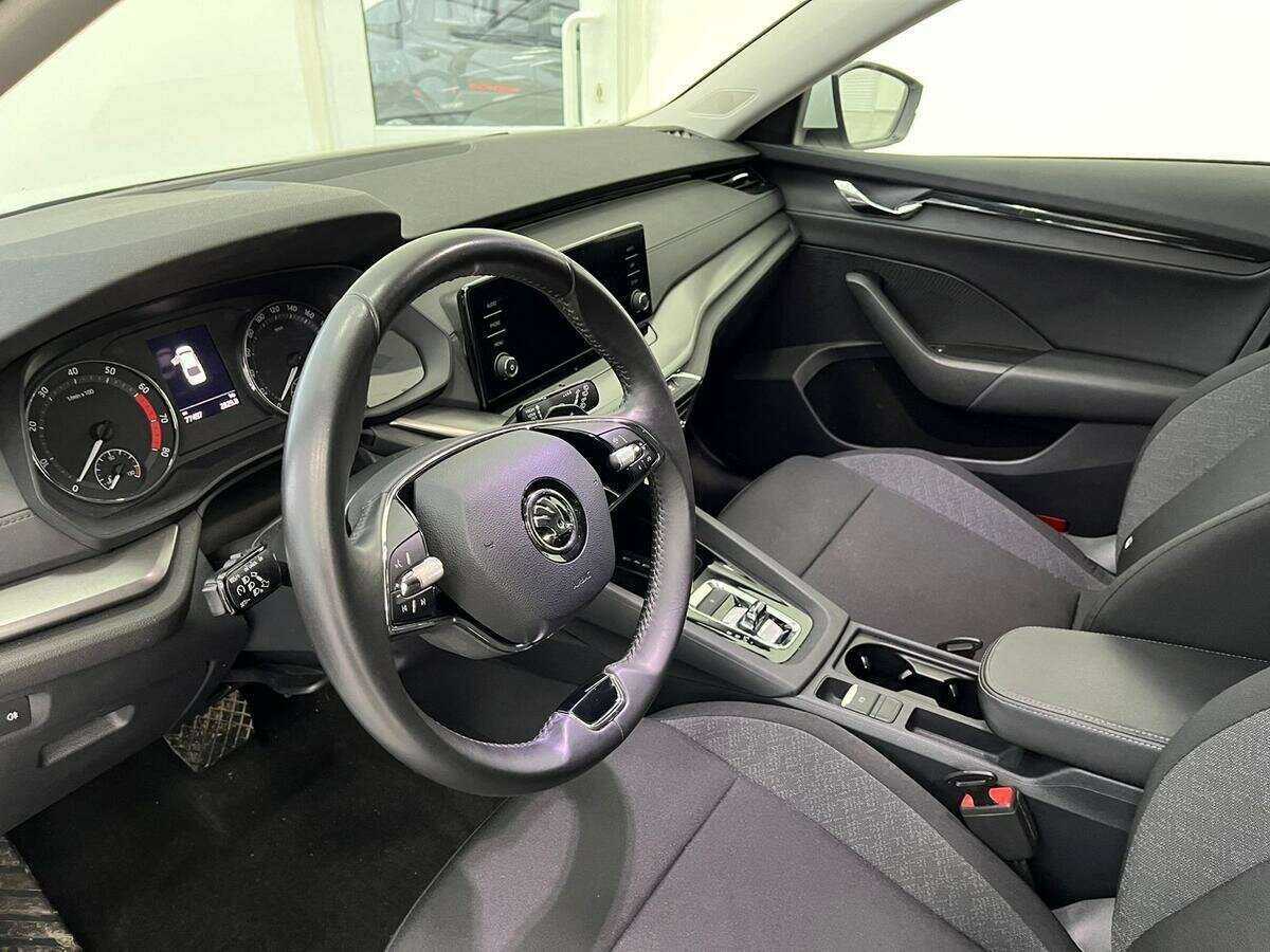 Skoda Octavia, 2021 Фото №9