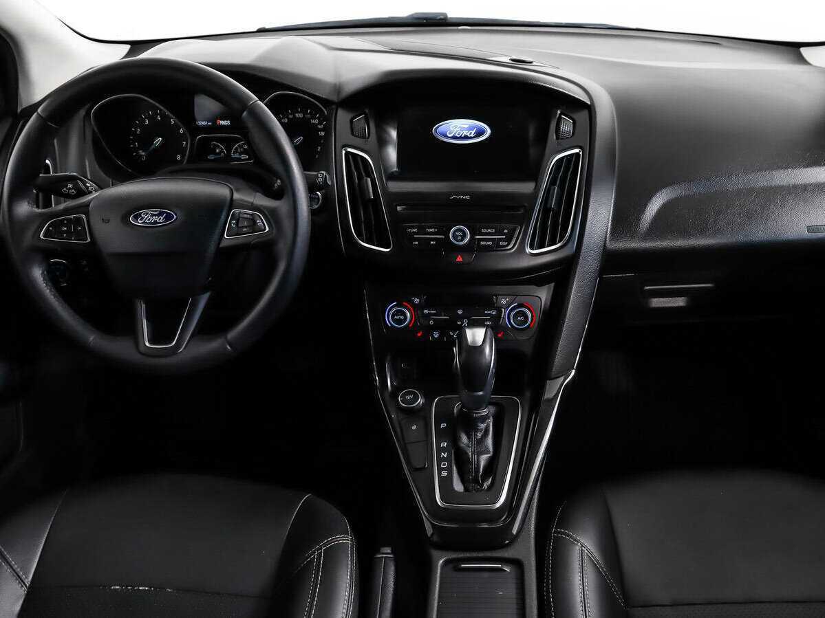 Ford Focus, 2018 Фото №13