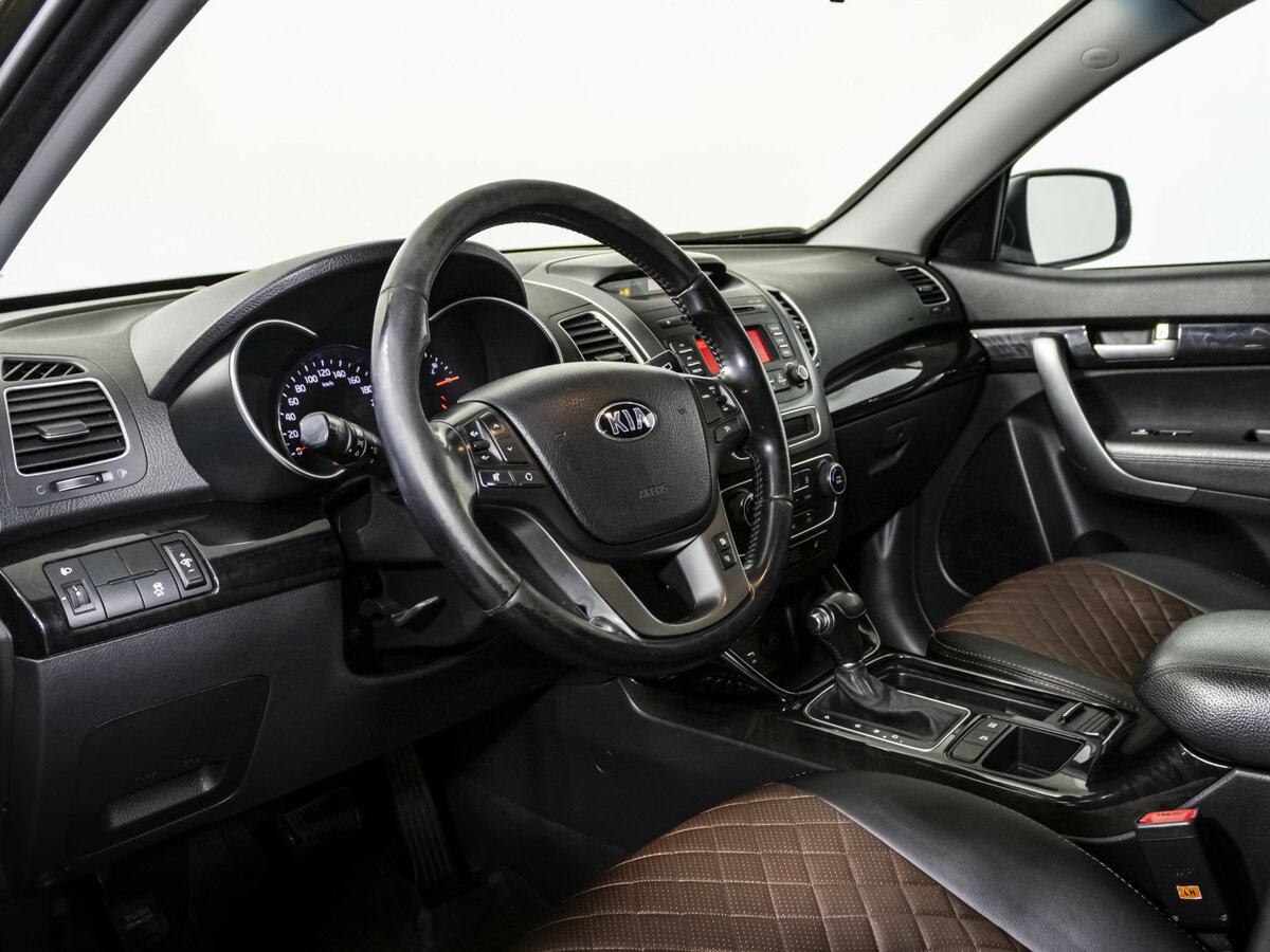 Kia Sorento II Рестайлинг, 2015 Фото №8