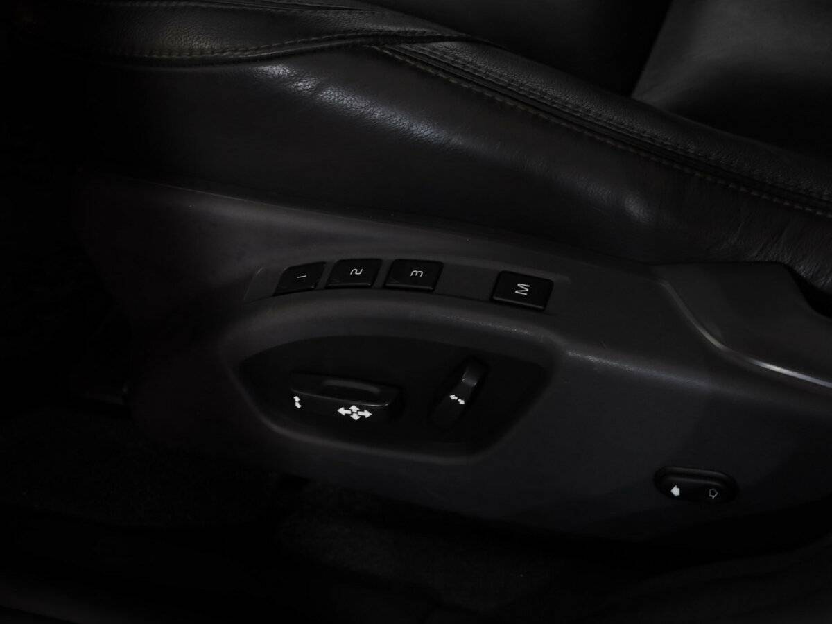 Volvo XC60 I Рестайлинг, 2017 Фото №19