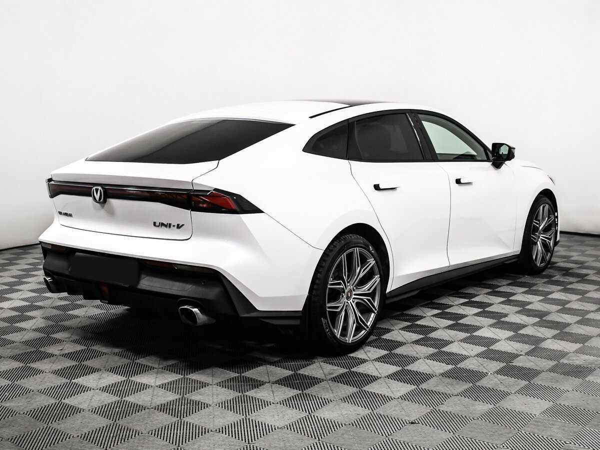 Changan UNI-V, 2023 Фото №5