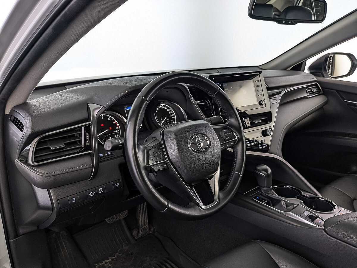Toyota Camry, 2021 Фото №15