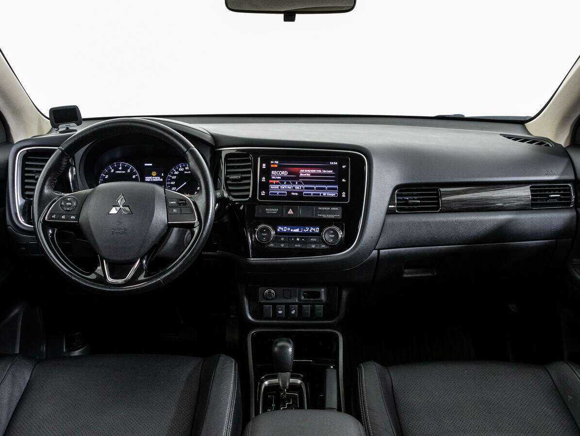 Mitsubishi Outlander, 2018 Фото №14