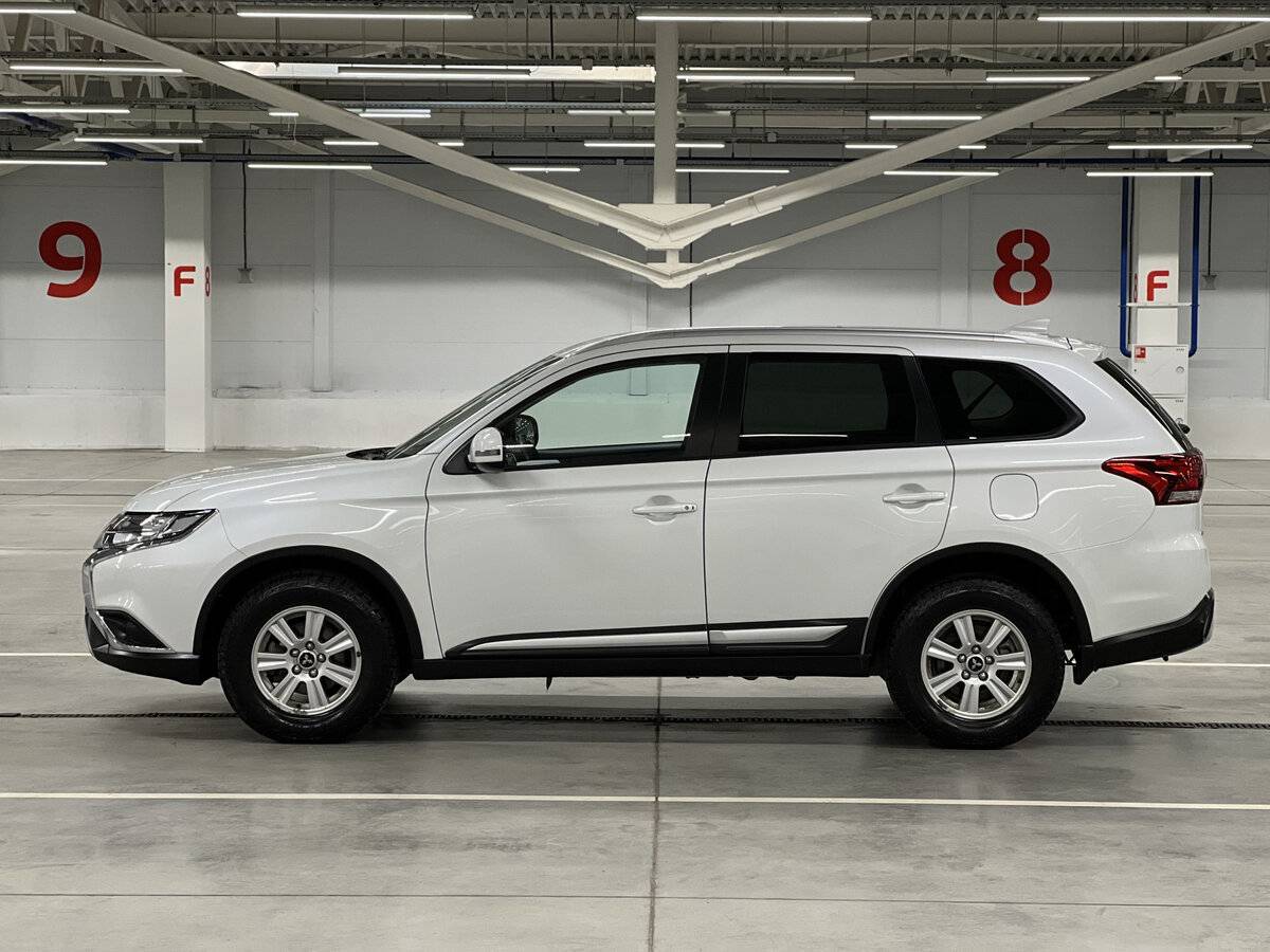 Mitsubishi Outlander, 2021 Фото №8