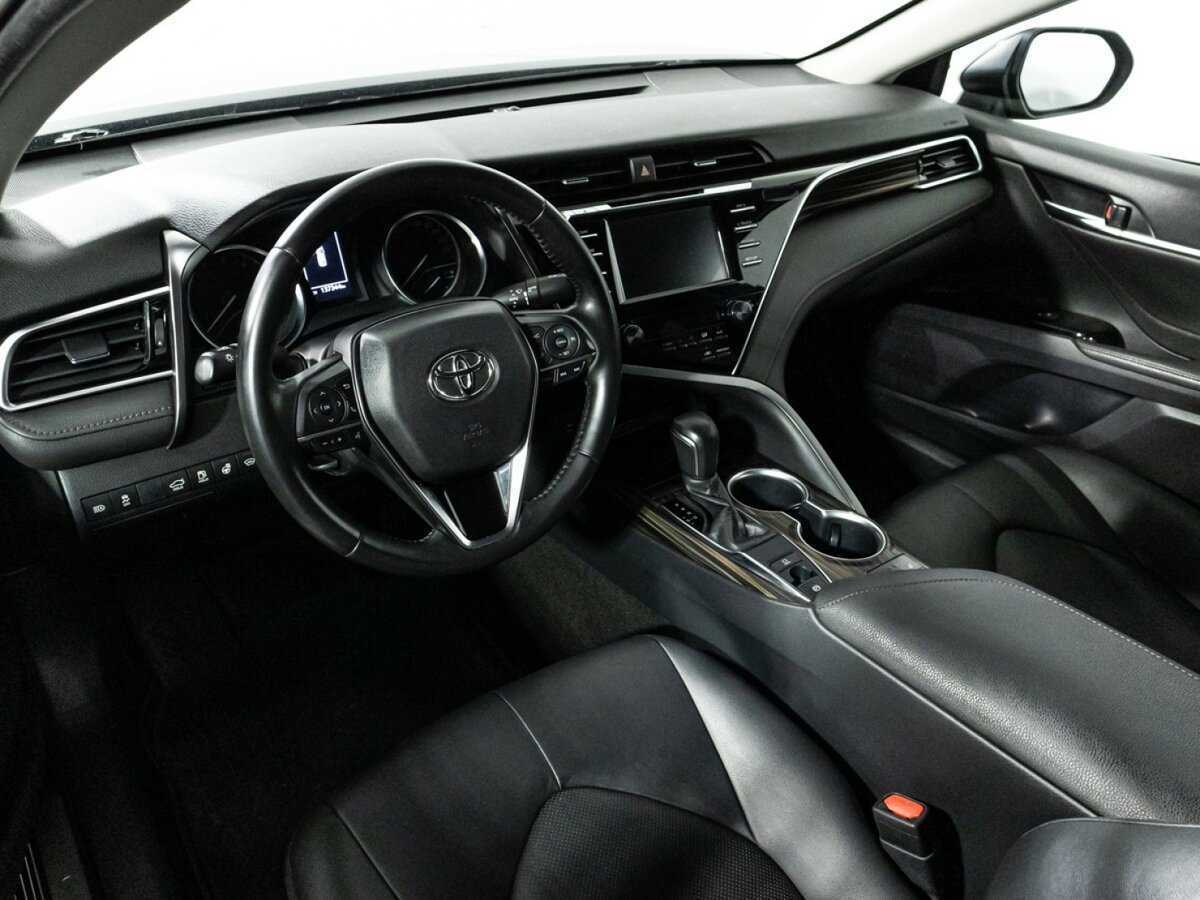 Toyota Camry, 2019 Фото №11