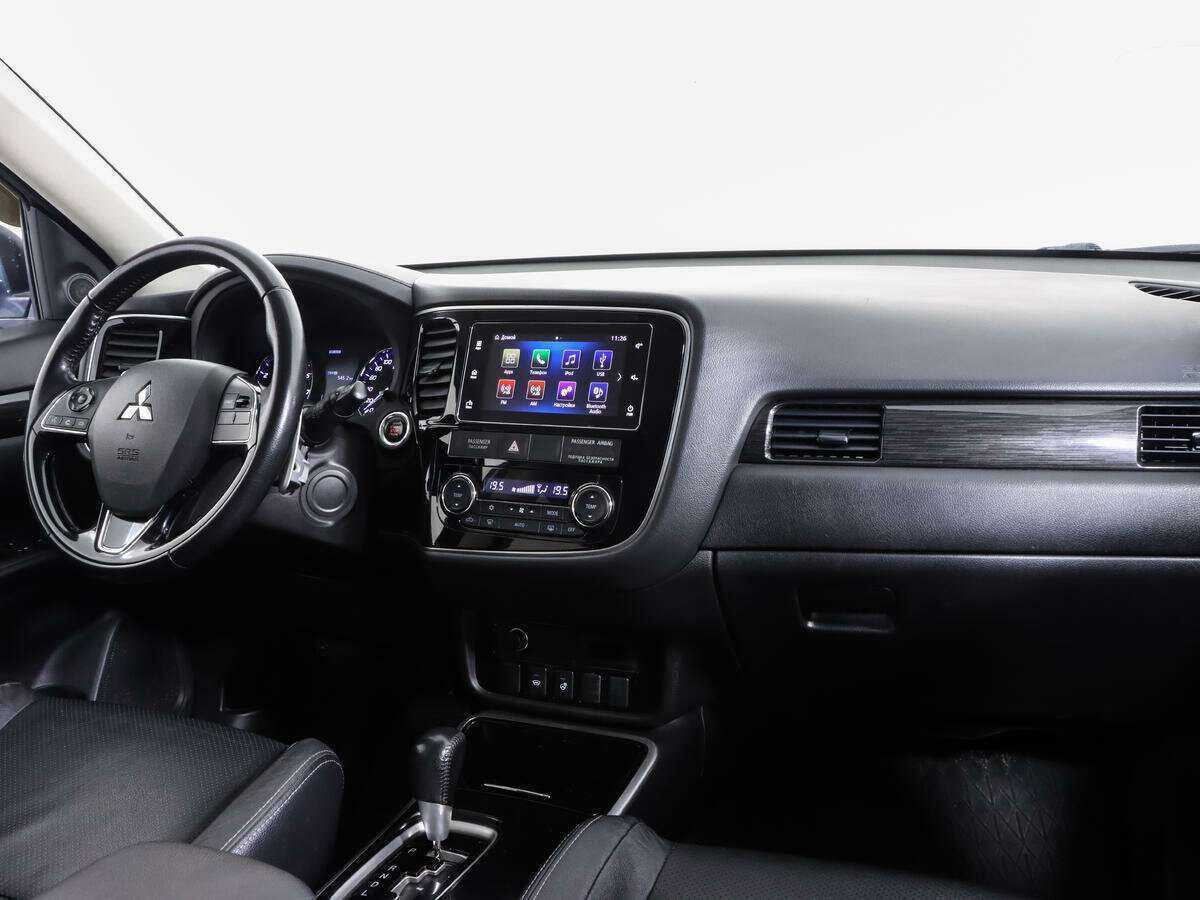 Mitsubishi Outlander, 2018 Фото №9