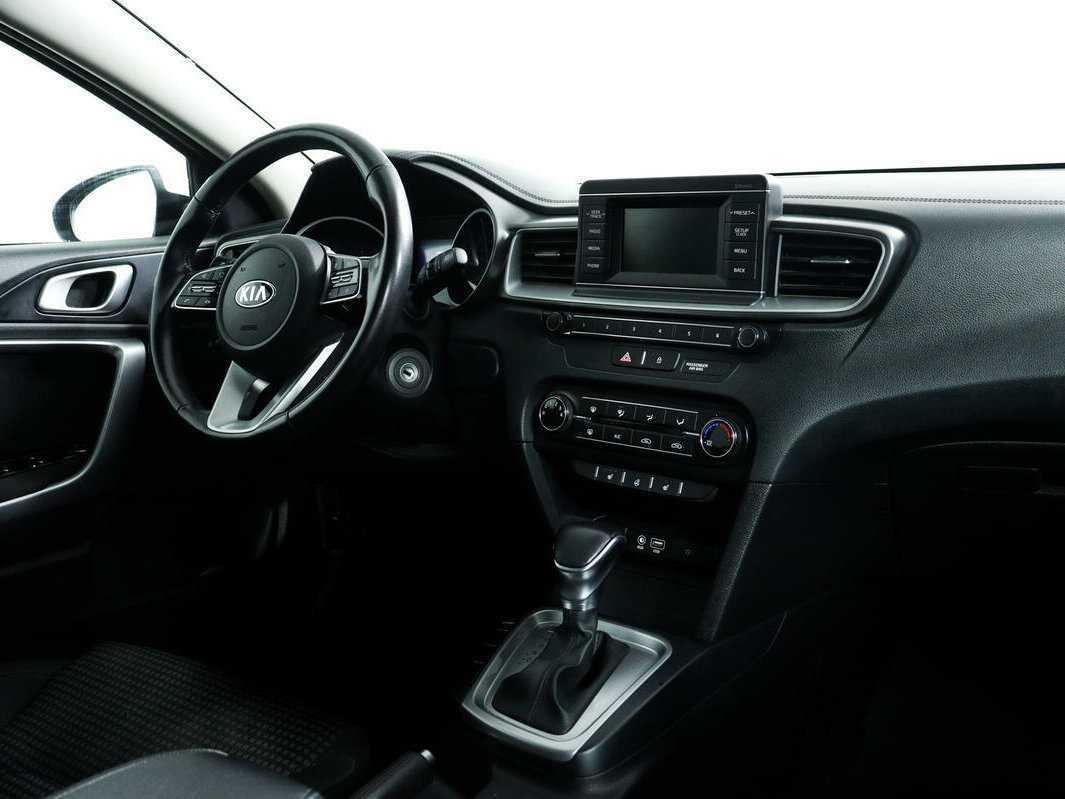 Kia Ceed, 2019 Фото №9