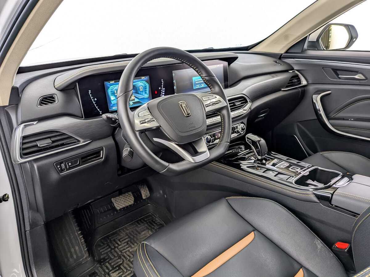 FAW Bestune T77, 2021 Фото №14