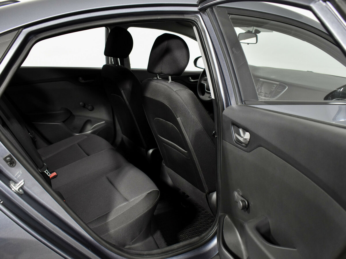 Hyundai Solaris II, 2017 Фото №12