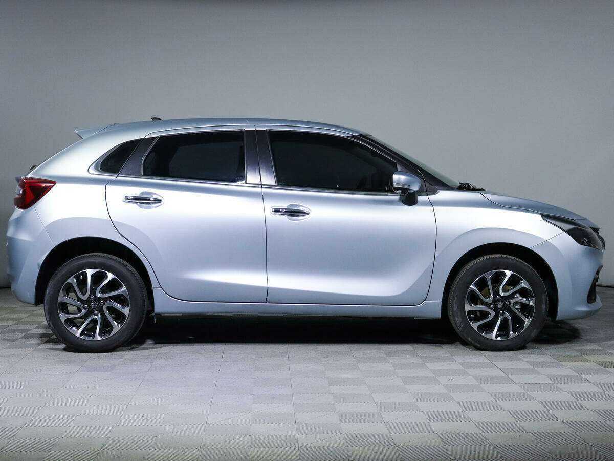 Suzuki Baleno, 2022 Фото №4