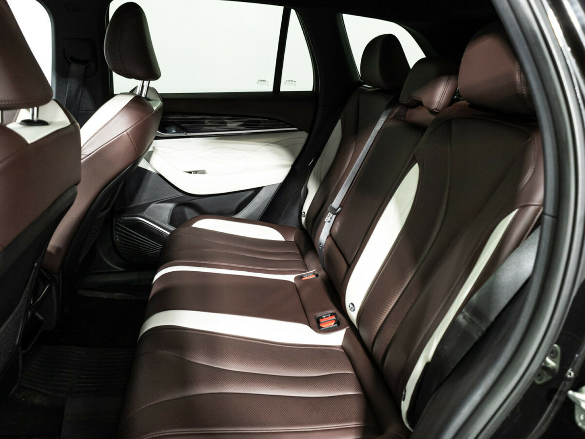 Geely Monjaro I, 2023 Фото №10
