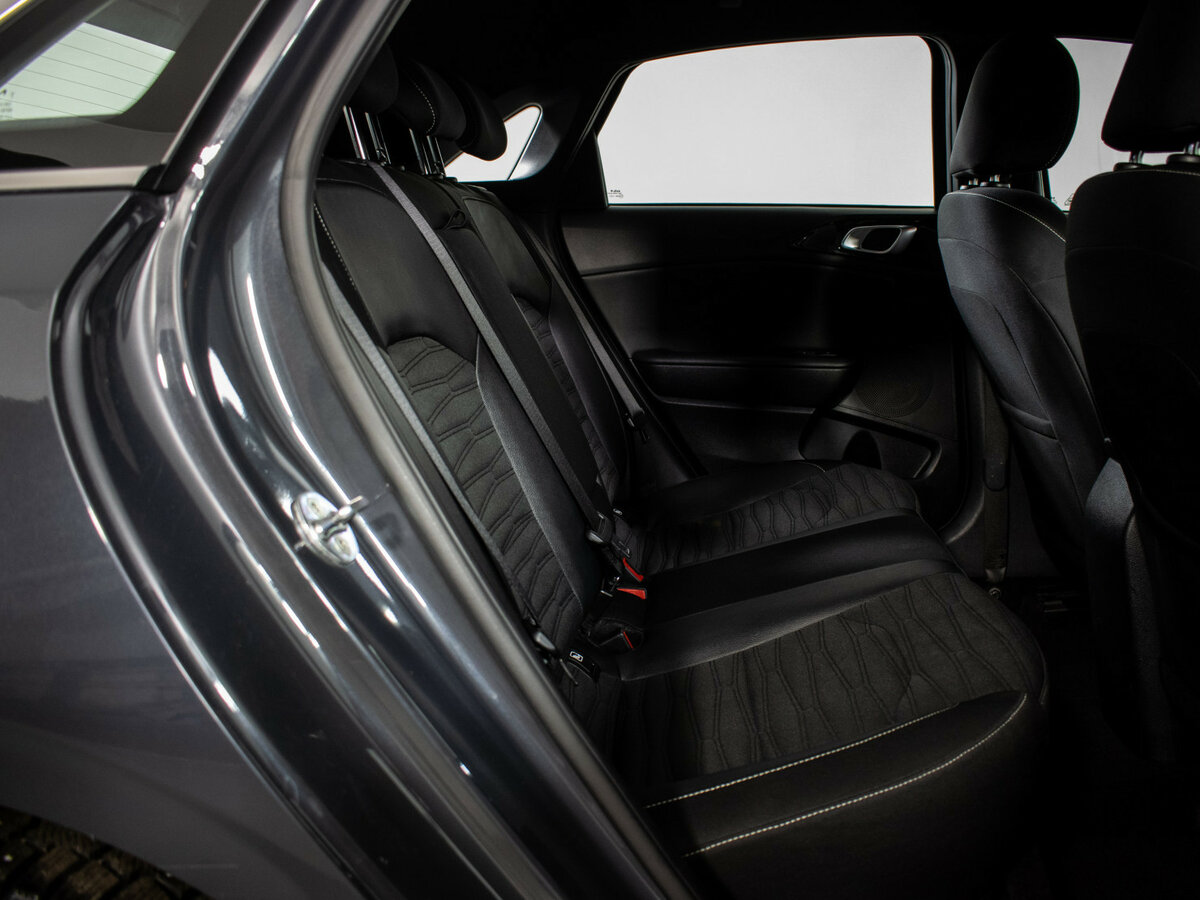 Kia Ceed III Рестайлинг, 2022 Фото №6