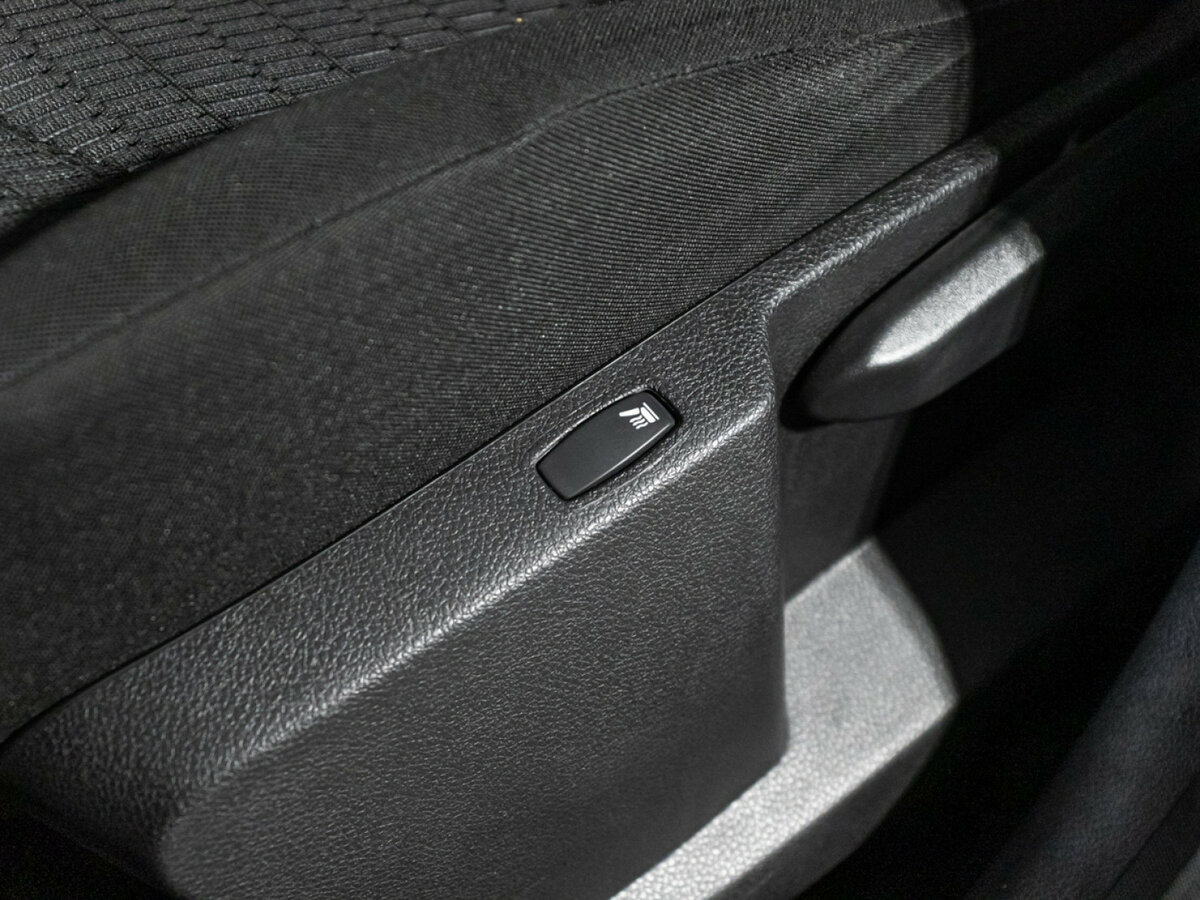 Renault Kaptur I, 2017 Фото №19