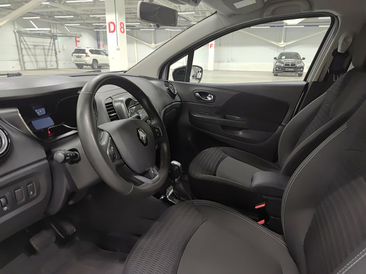 Renault Kaptur I, 2018 Фото №16