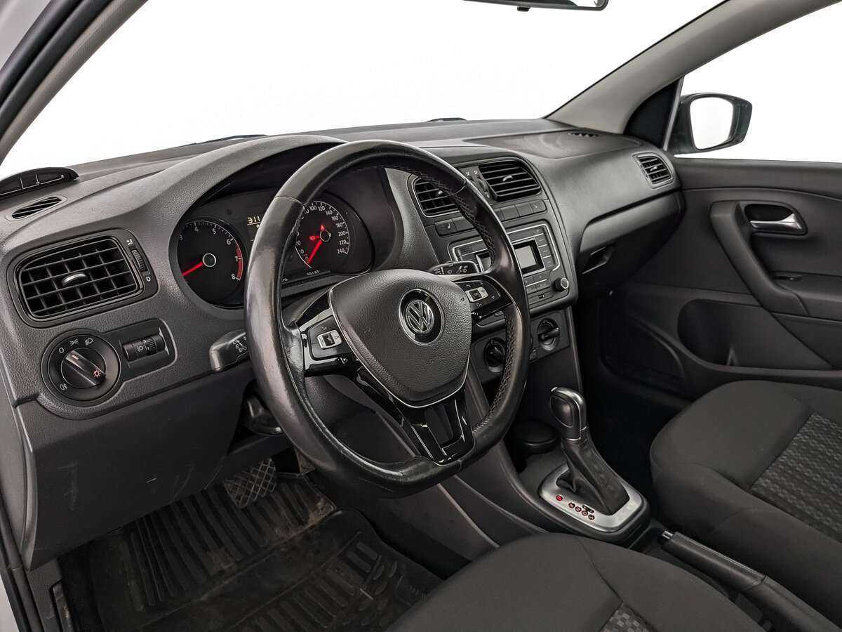 Volkswagen Polo, 2019 Фото №14