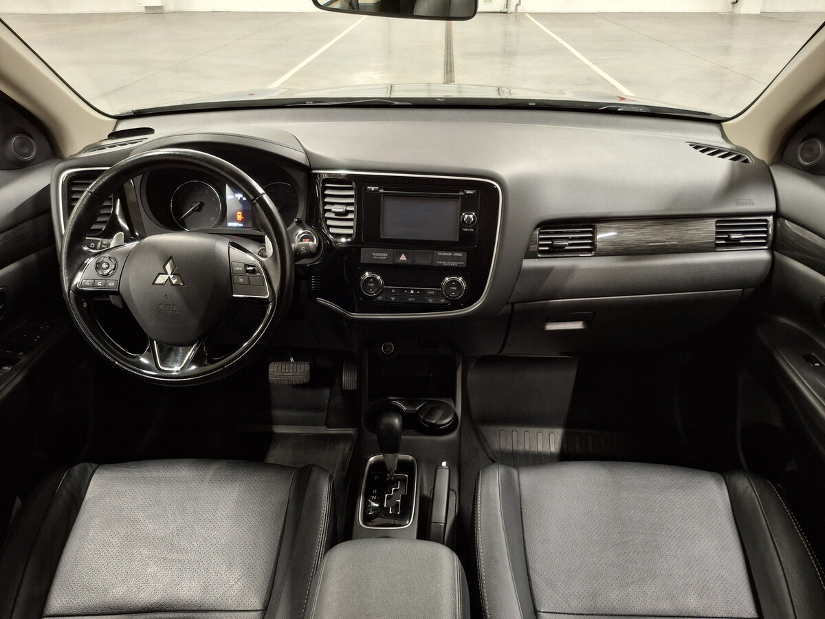 Mitsubishi Outlander III Рестайлинг 2, 2016 Фото №14