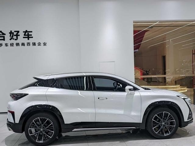 Changan UNI-T I, 2024 Фото №15