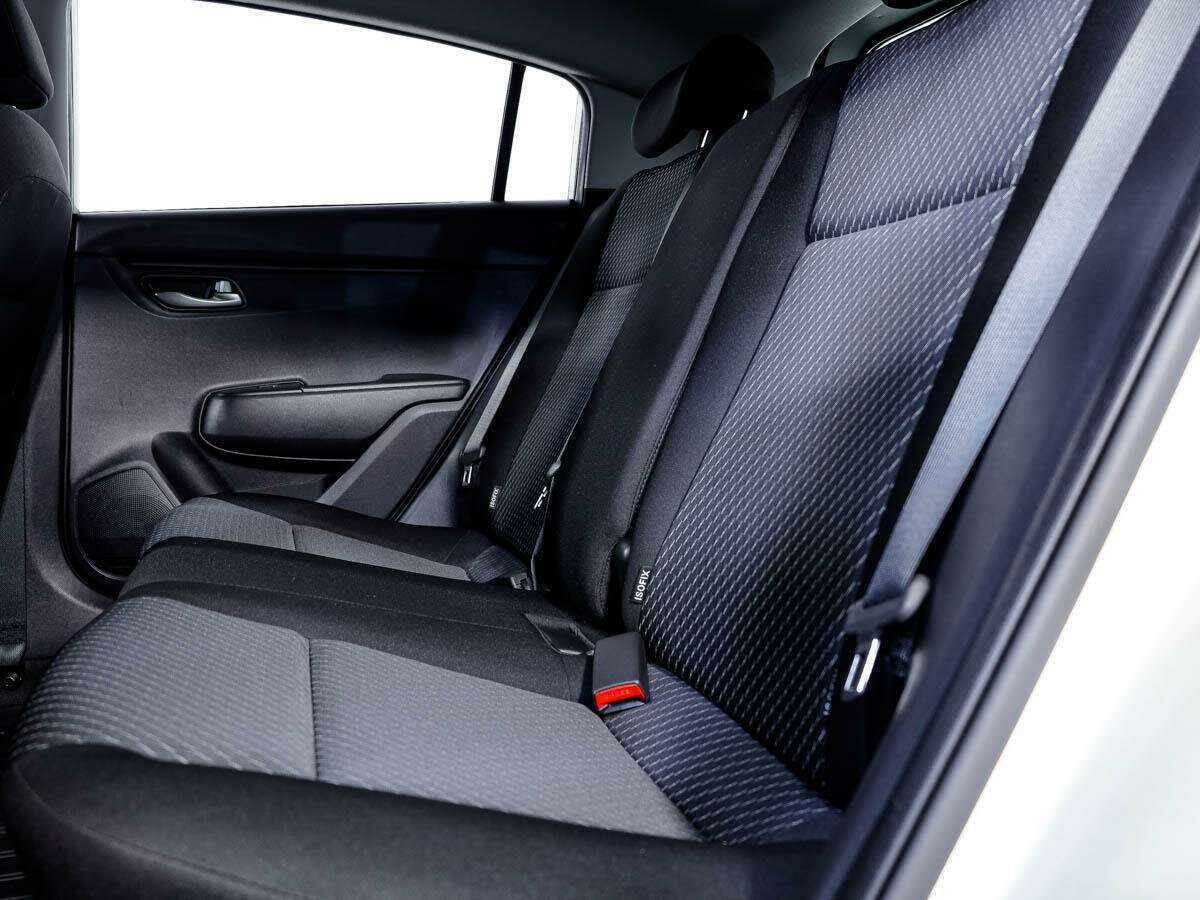 Kia Rio X-Line, 2019 Фото №11