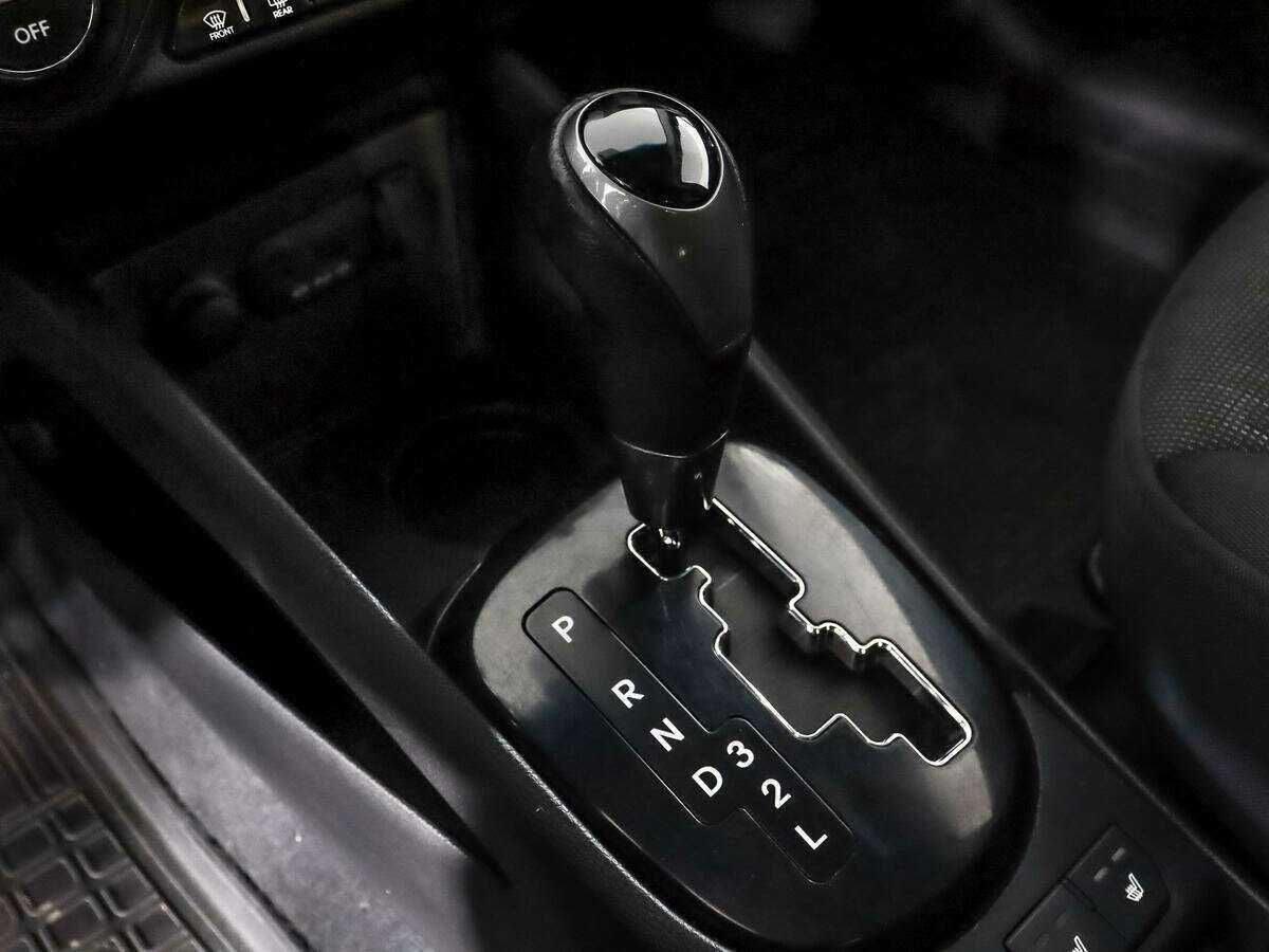 Kia Rio 4-speed, 2012 Фото №9