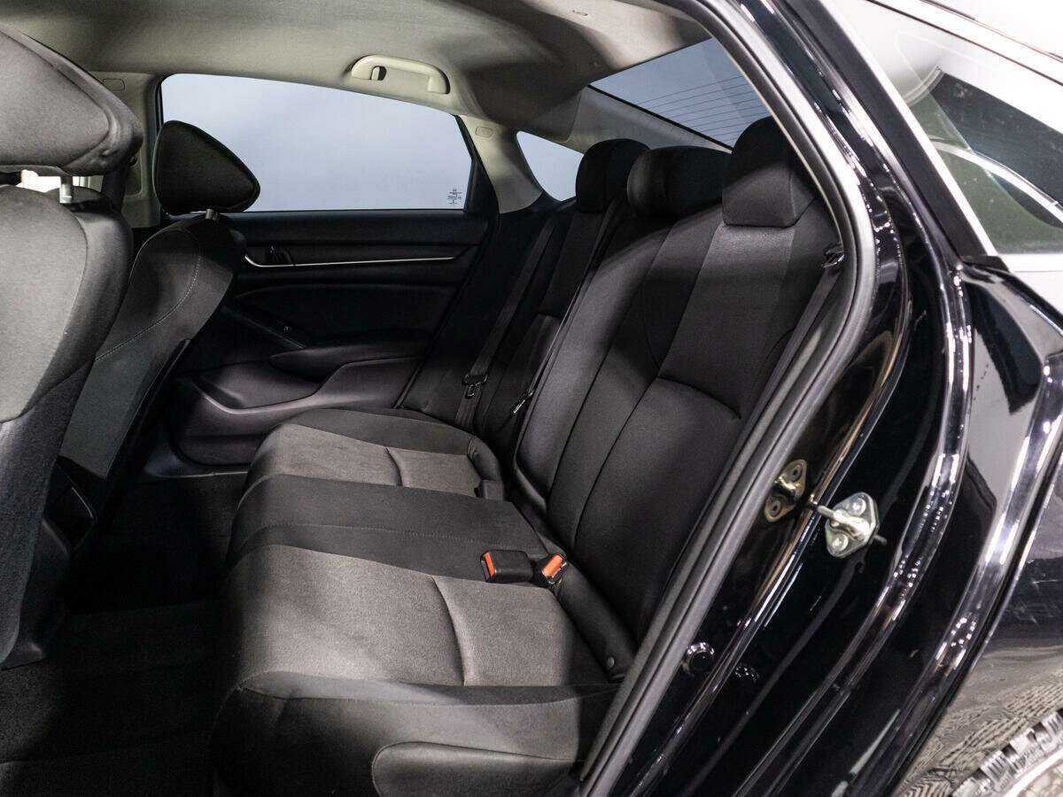 Honda Accord, 2018 Фото №10