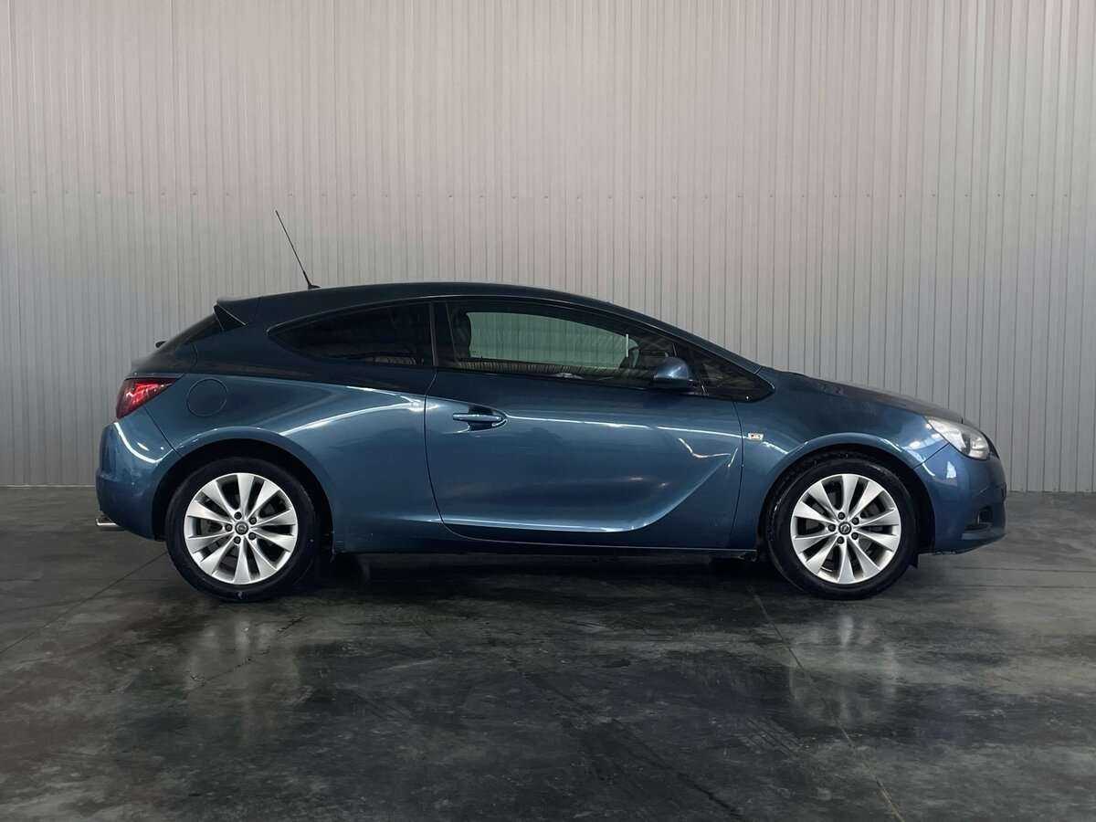 Opel Astra GTC, 2014 Фото №4