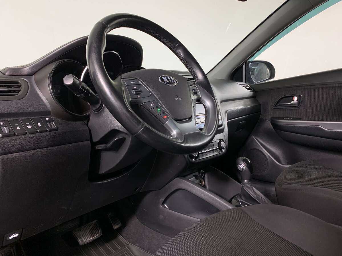 Kia Rio, 2016 Фото №9