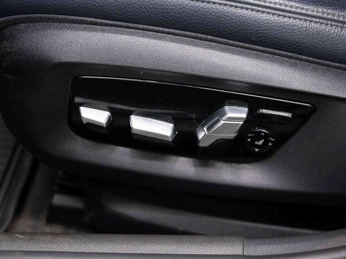 BMW 5 серии 520d xDrive, 2017 Фото №24