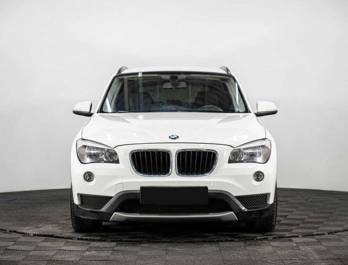 BMW X1 18i, 2013 Фото №2