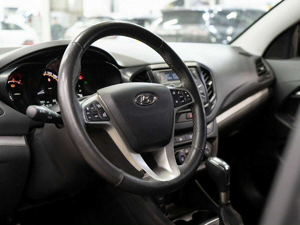 Lada (ВАЗ) Vesta SW, 2020 Фото №5