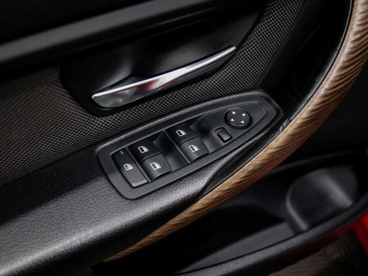 BMW 3 серии 320d, 2012 Фото №12