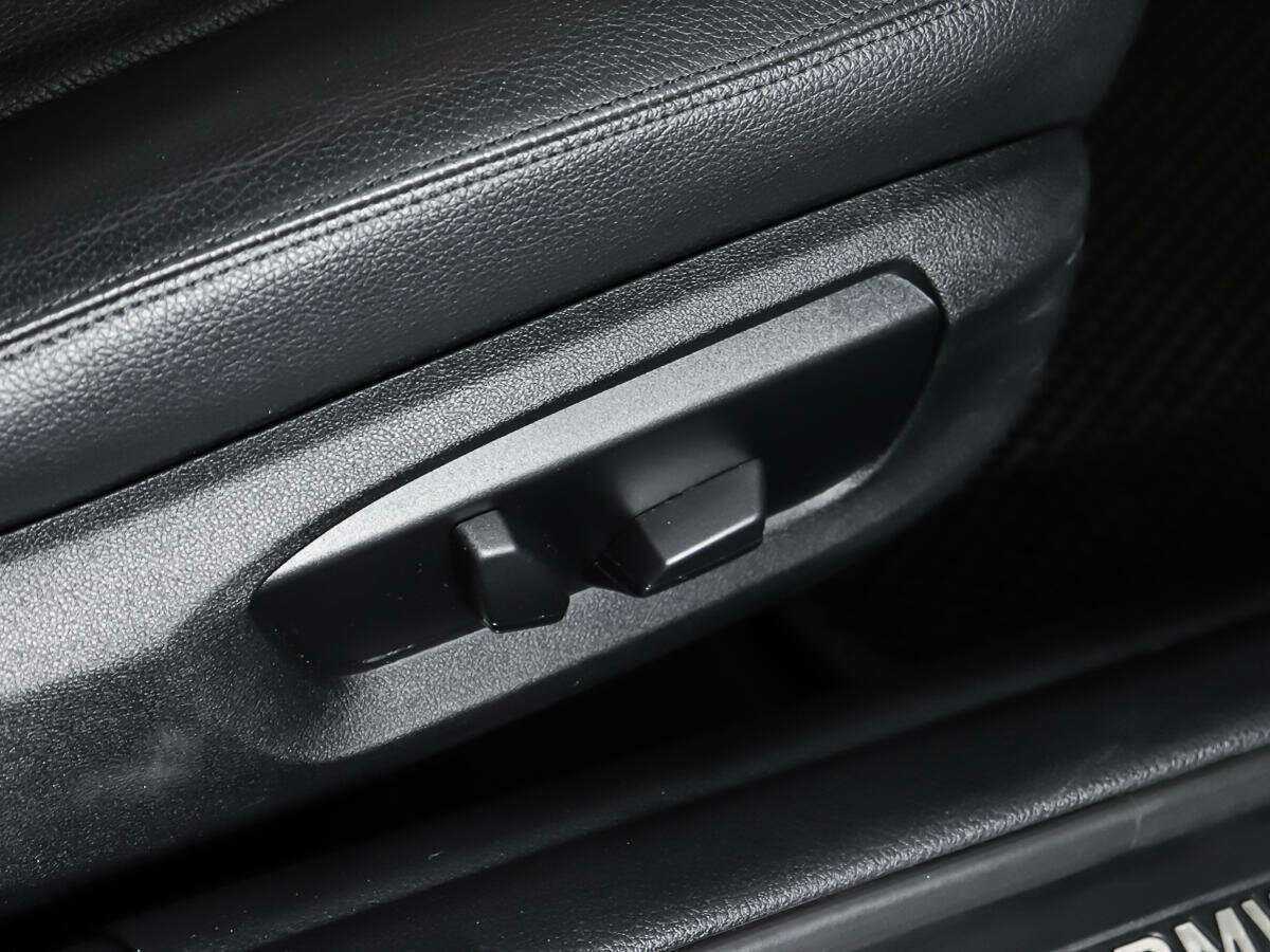 BMW 5 серии 520i, 2013 Фото №15