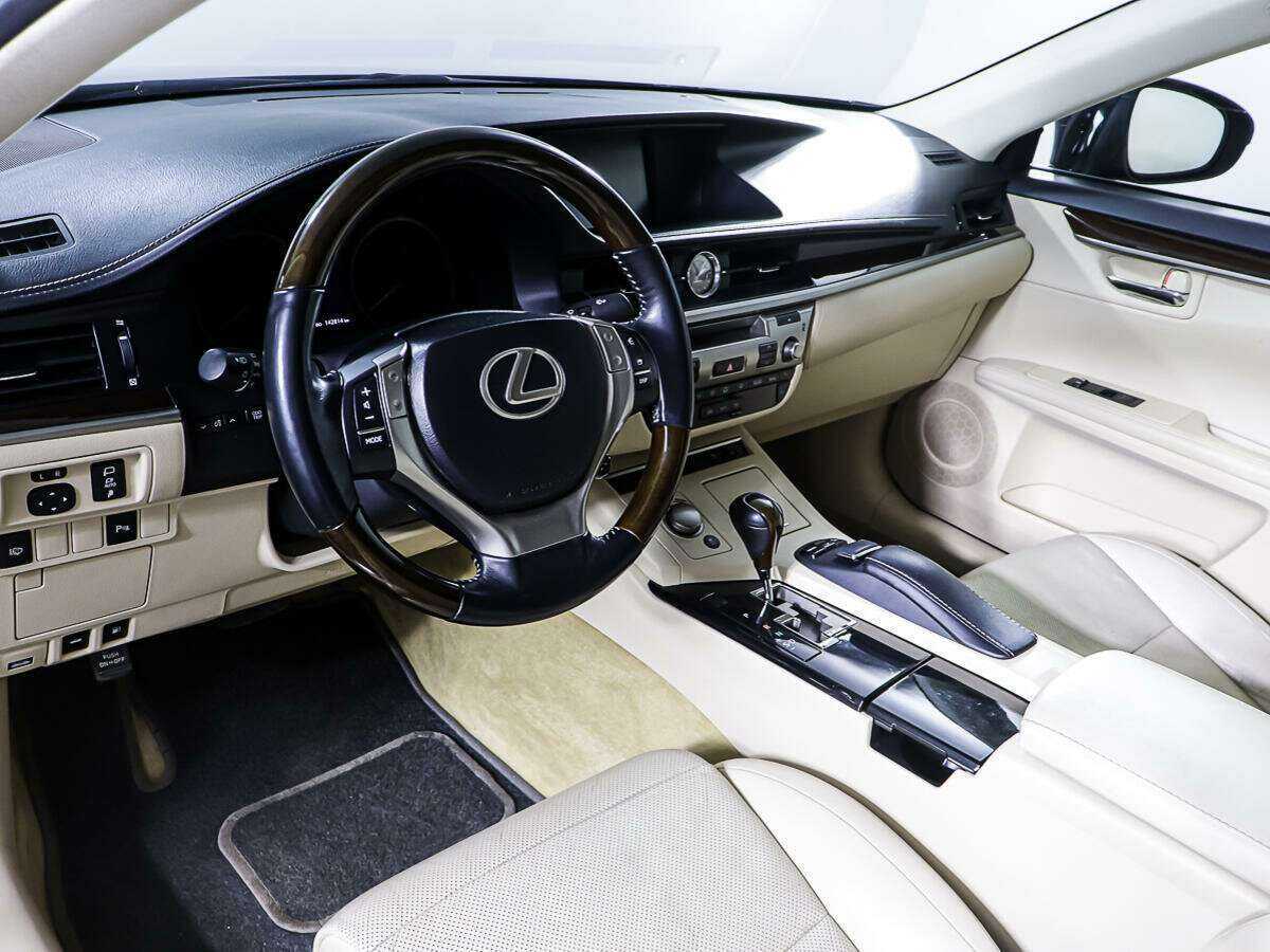 Lexus ES 250, 2013 Фото №13