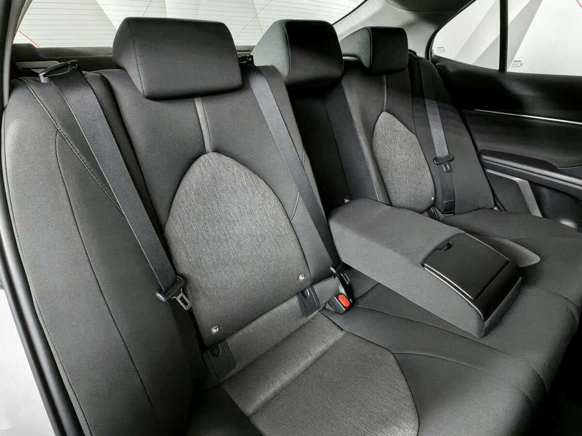 Toyota Camry, 2021 Фото №13