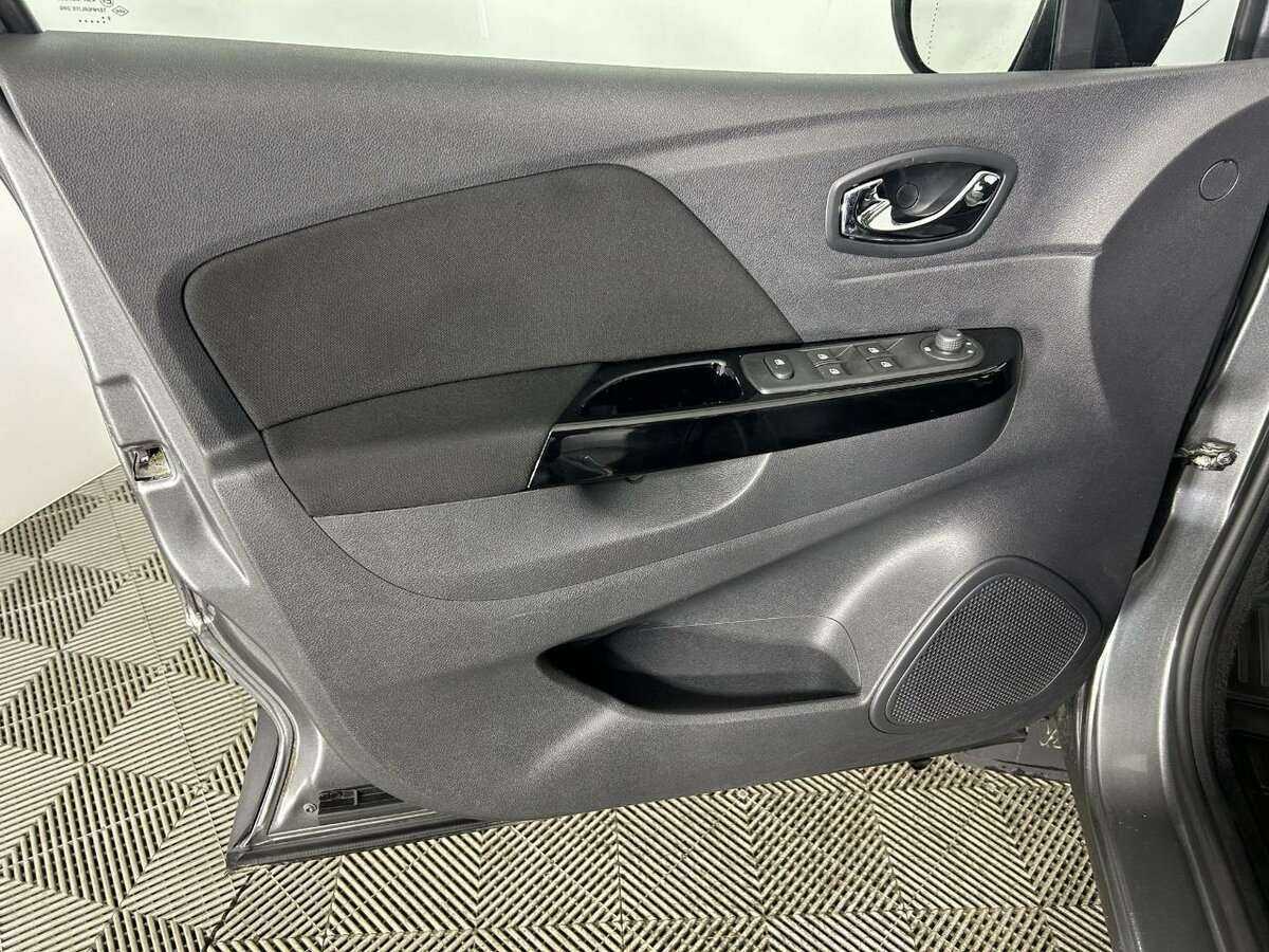 Renault Kaptur, 2017 Фото №8