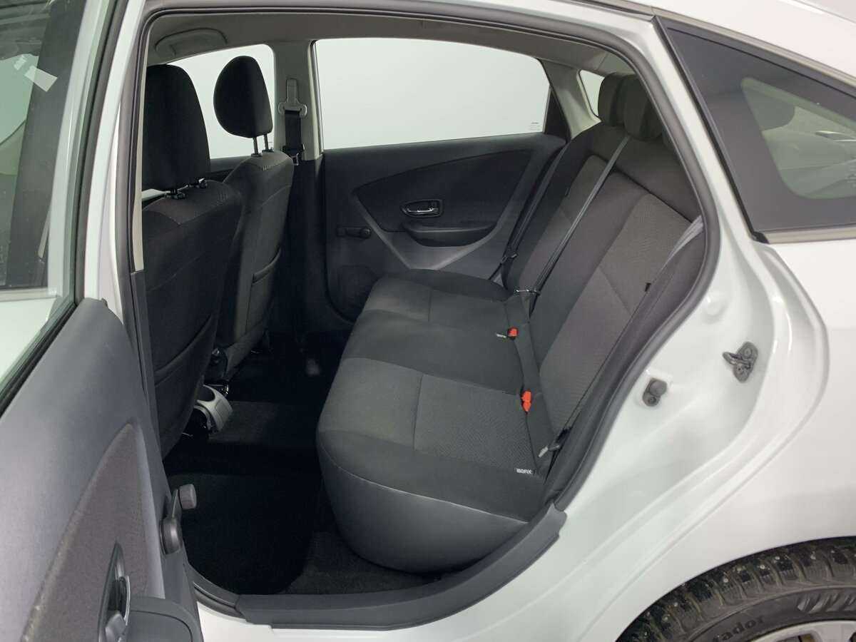 Nissan Almera, 2018 Фото №9