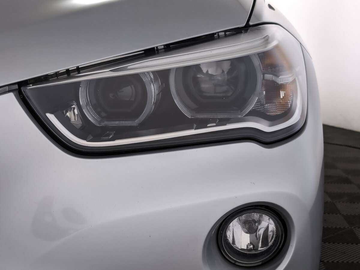 BMW X1 20i xDrive, 2015 Фото №11