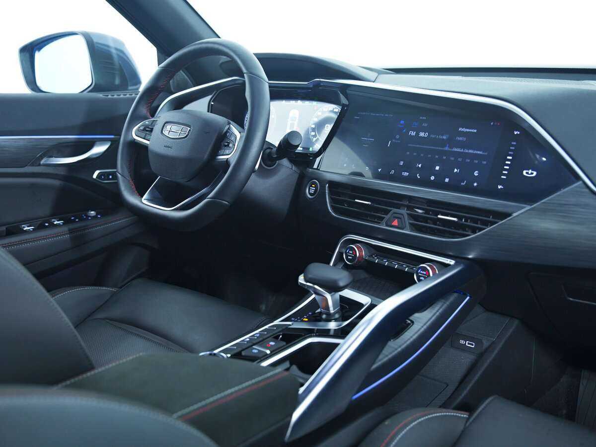 Geely Tugella, 2022 Фото №11