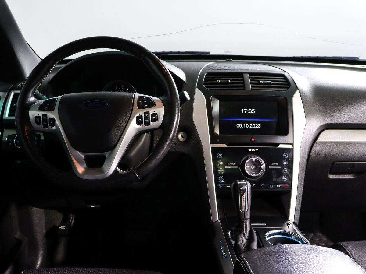 Ford Explorer Sport, 2014 Фото №12