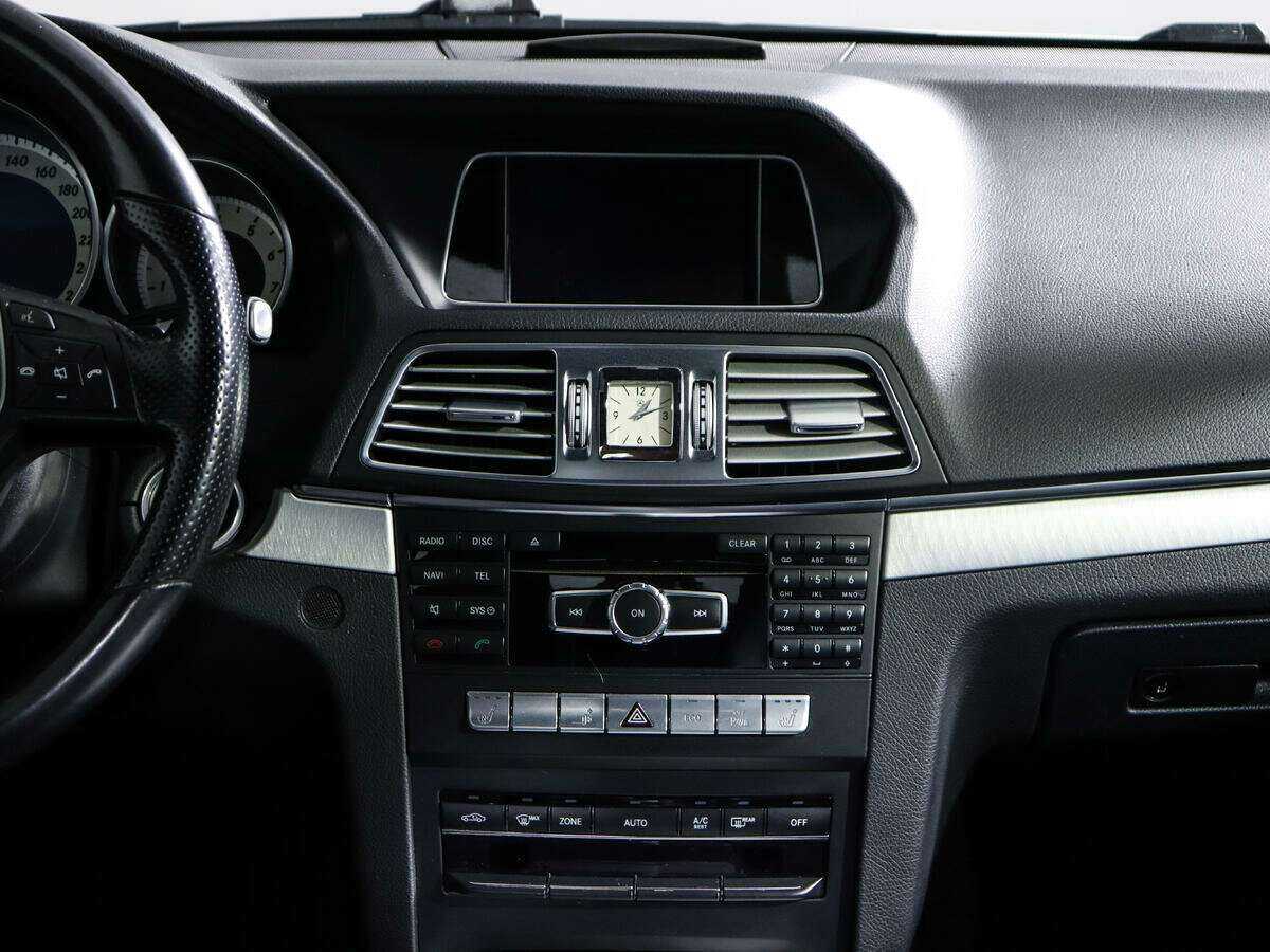 Mercedes-Benz E-Класс 200, 2013 Фото №10