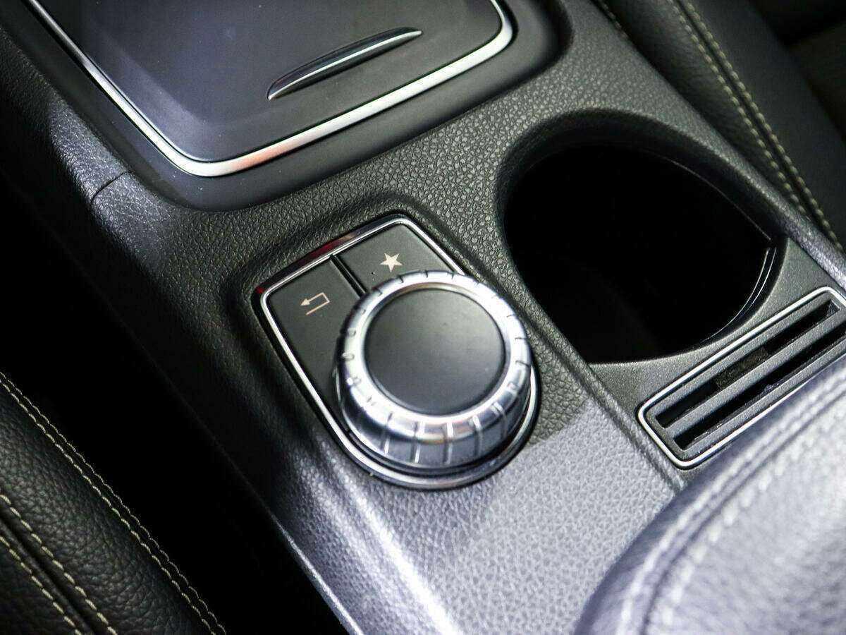 Mercedes-Benz CLA 250, 2016 Фото №18