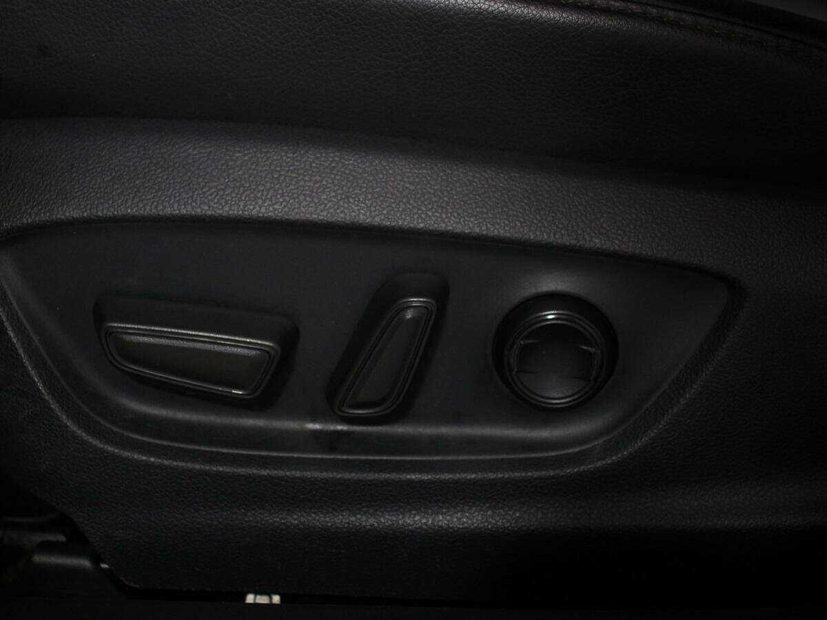 Toyota Camry, 2018 Фото №14