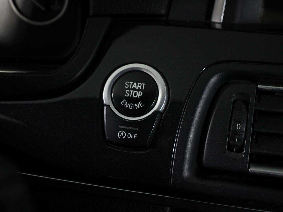 BMW 5 серии 528i xDrive, 2012 Фото №19