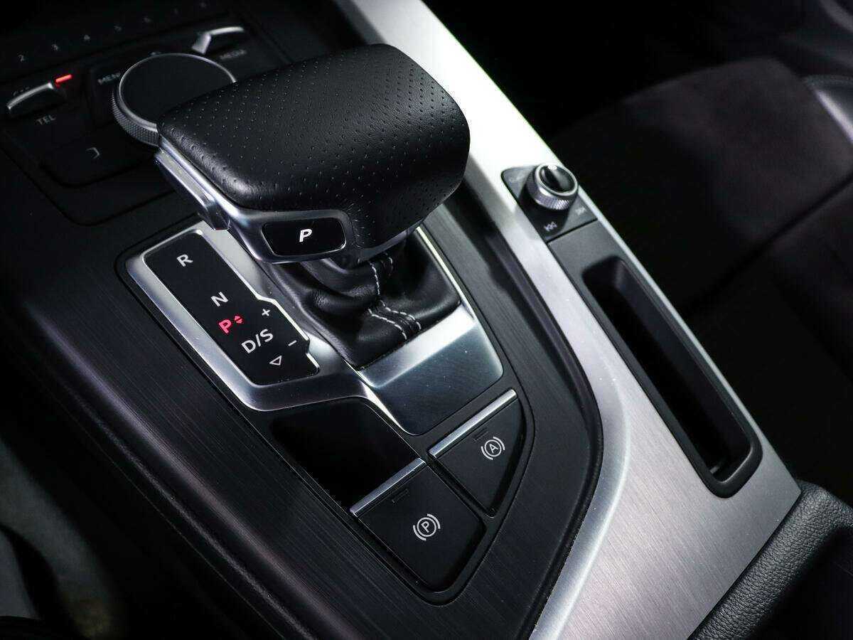 Audi A4, 2017 Фото №15